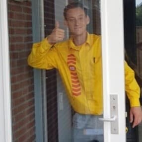 Lekslag in achterdeur vervangen bij een woning in Meppel.