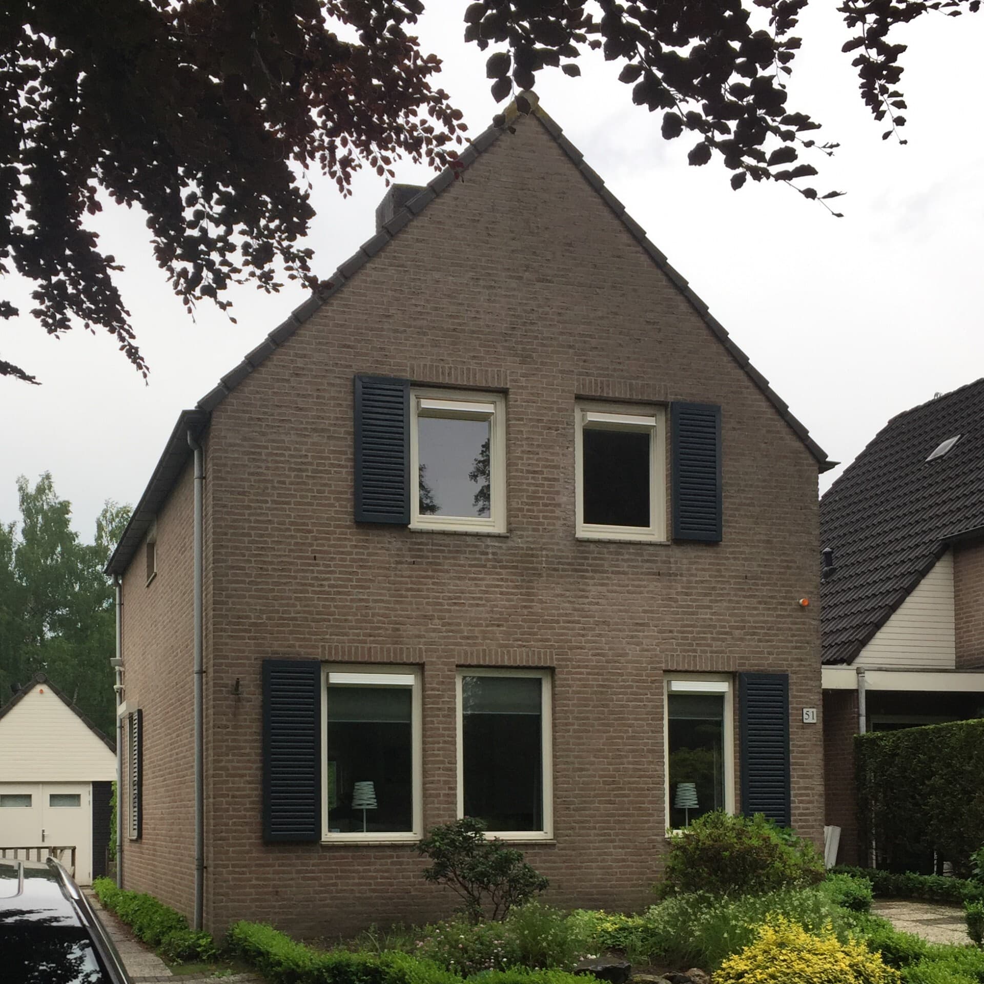 renovatie geluidswerend dubbel glas met rooster Rheden