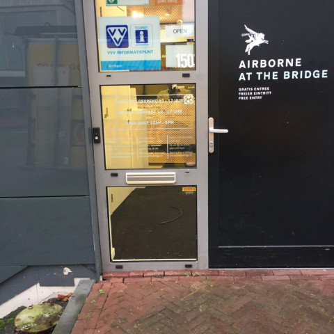 Veiligheidsglas in kozijn geplaatst