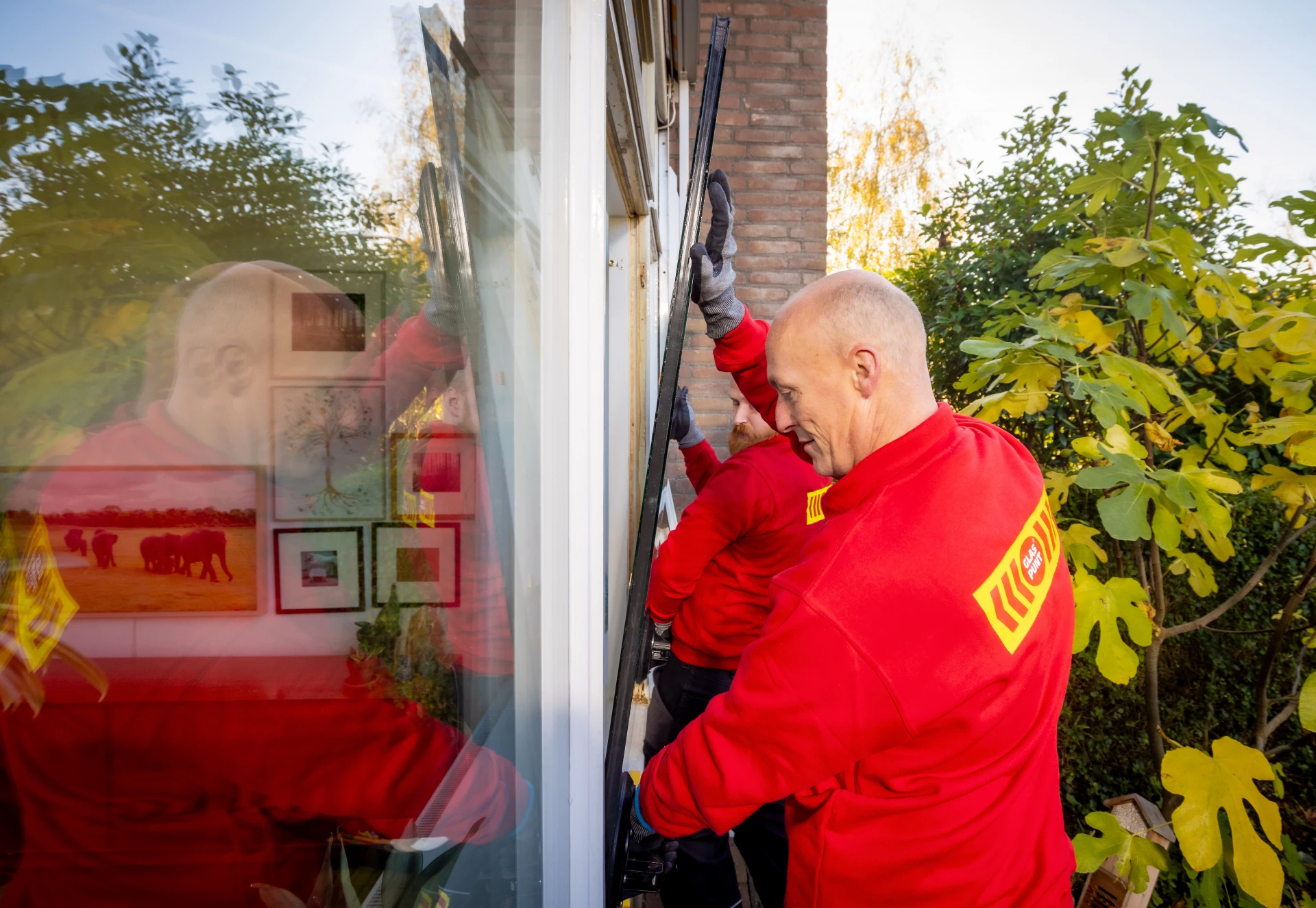 HR++ glas wordt geplaatst door glaszetters Glaspunt