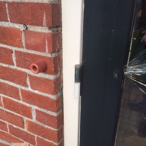 Gescheurde ruit vervangen gallerij afbeelding 2