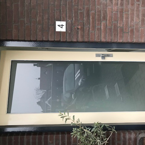 Voordeur gelaagd glas geplaatst gallerij afbeelding 1